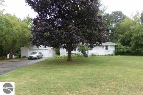 1245 Kenwood Ave, Belding, MI 48809 photo 21