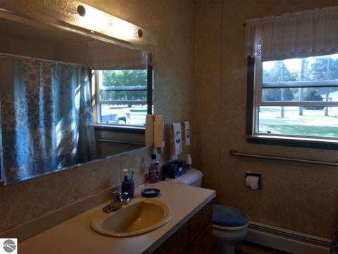 501 Smith St, Au Gres, MI 48703 photo 33