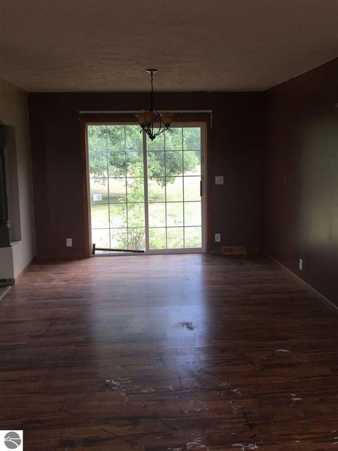 2825 N Moonbeam Ct, Stanton, MI 48888 photo 6