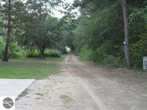 8176 W Fillmore Rd, Sumner, MI 48889 photo 30
