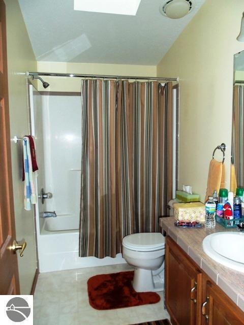 133 Alyson Ln, Ithaca, MI 48847 photo 13