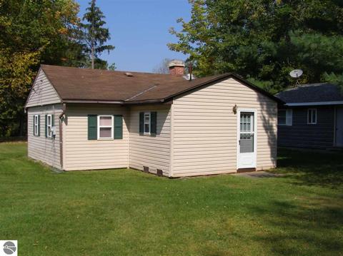 7457 Oconnor Dr, Hale, MI 48739 photo 3