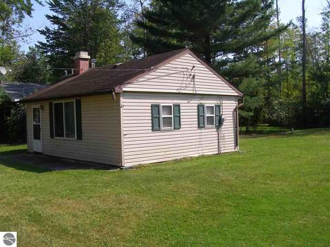 7457 Oconnor Dr, Hale, MI 48739 photo 4
