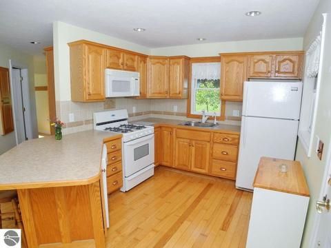 5544 E Kabat Rd, Cedar, MI 49621 photo 18