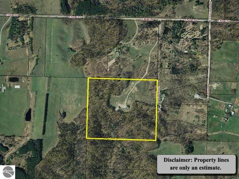5544 E Kabat Rd, Cedar, MI 49621 photo 13