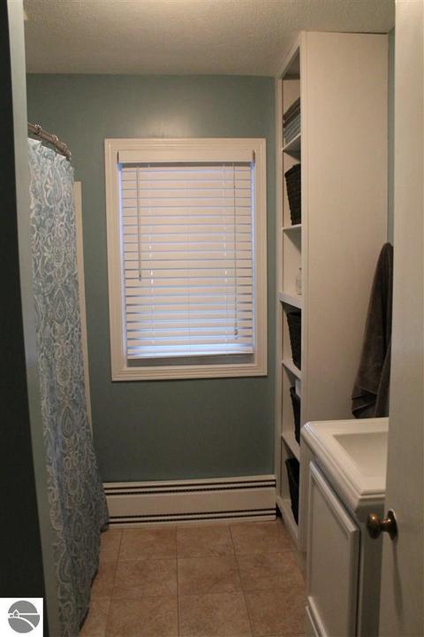 530 N Main St, Ithaca, MI 48847 photo 24