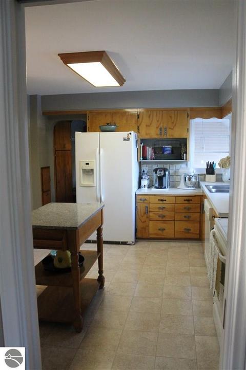 530 N Main St, Ithaca, MI 48847 photo 9