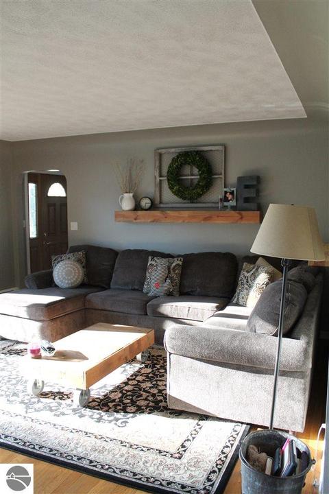 530 N Main St, Ithaca, MI 48847 photo 4