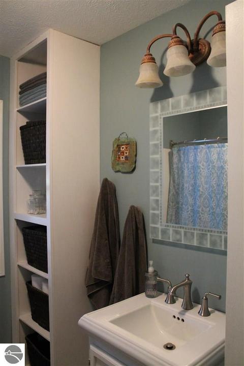 530 N Main St, Ithaca, MI 48847 photo 26