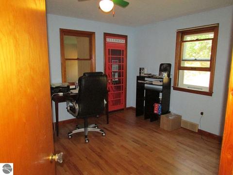 8624 S Schomberg Rd, Cedar, MI 49621 photo 6