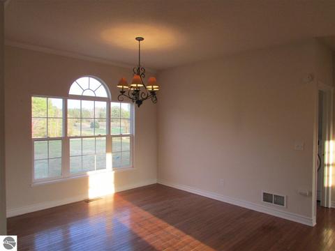 4280 S Loomis Rd, Shepherd, MI 48883 photo 7