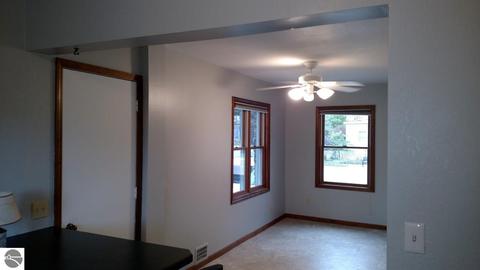 527 E Cedar, Standish, MI 48658 photo 6