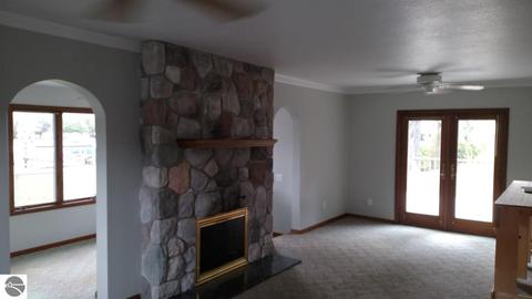 527 E Cedar, Standish, MI 48658 photo 8