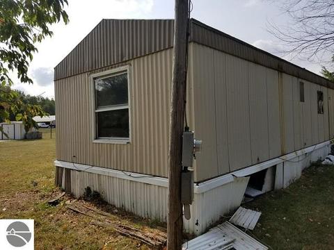 3220 N Ferris Rd, Sumner, MI 48889 photo 14