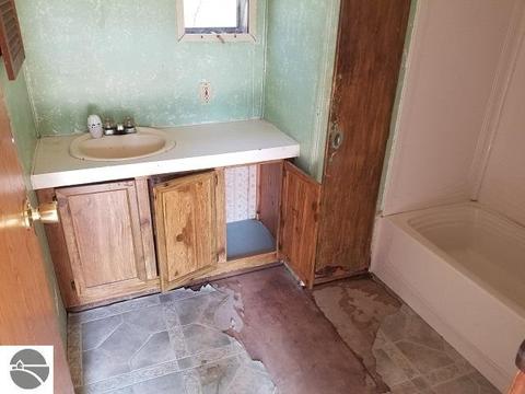 3220 N Ferris Rd, Sumner, MI 48889 photo 10