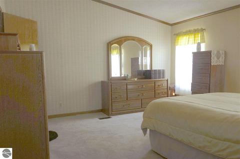 10380 E Wing Rd, Shepherd, MI 48883 photo 14