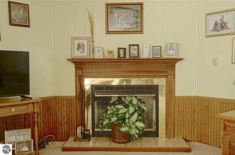 10380 E Wing Rd, Shepherd, MI 48883 photo 6