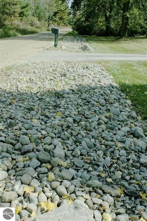 10380 E Wing Rd, Shepherd, MI 48883 photo 32