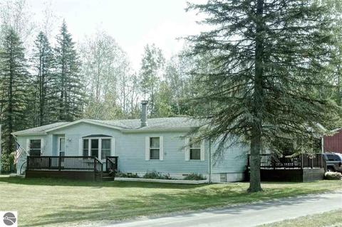 10380 E Wing Rd, Shepherd, MI 48883 photo 2