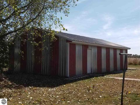 1780 N Jerome Rd, Ithaca, MI 48847 photo 7