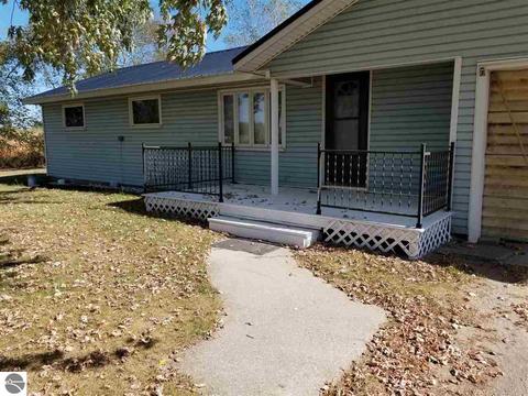 1780 N Jerome Rd, Ithaca, MI 48847 photo 3
