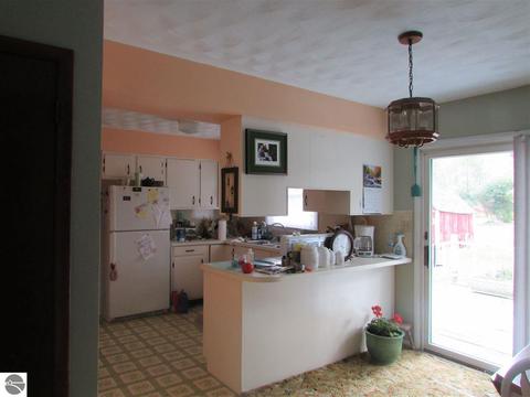 7090 E Pleasant Valley Rd, Shepherd, MI 48883 photo 12