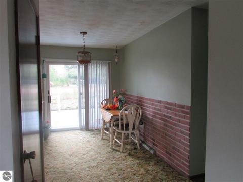 7090 E Pleasant Valley Rd, Shepherd, MI 48883 photo 11
