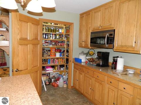 11650 W Remick Rd, Blanchard, MI 49310 photo 12