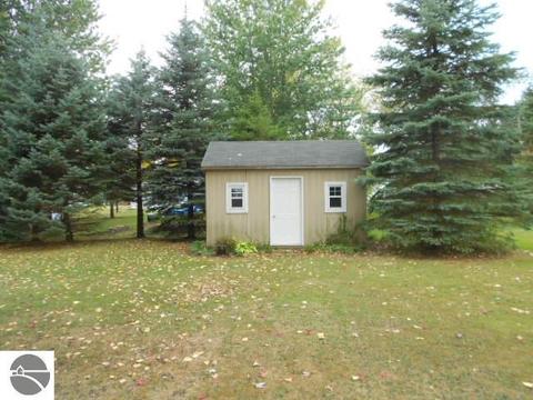 232 S Brown St, Ithaca, MI 48847 photo 14