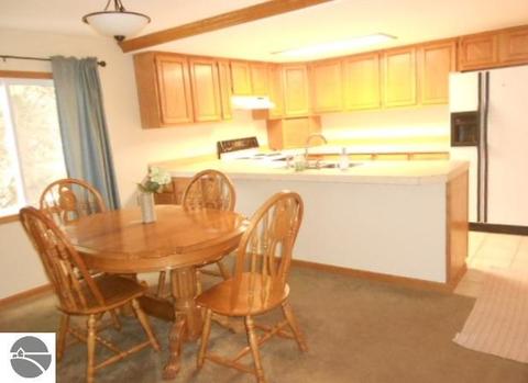 232 S Brown St, Ithaca, MI 48847 photo 5