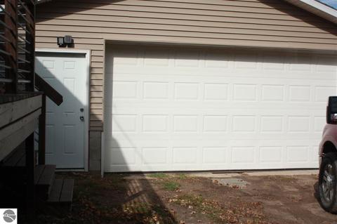 11385 E Walton Rd, Shepherd, MI 48883 photo 6