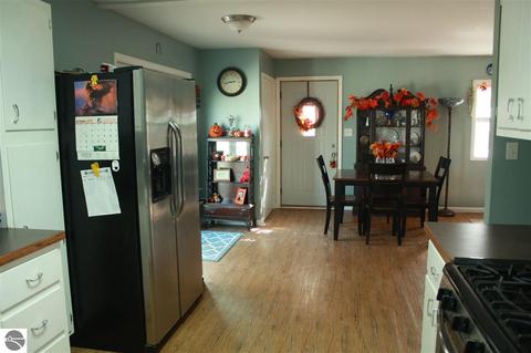 11385 E Walton Rd, Shepherd, MI 48883 photo 11