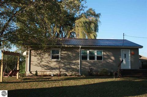 11385 E Walton Rd, Shepherd, MI 48883 photo 3