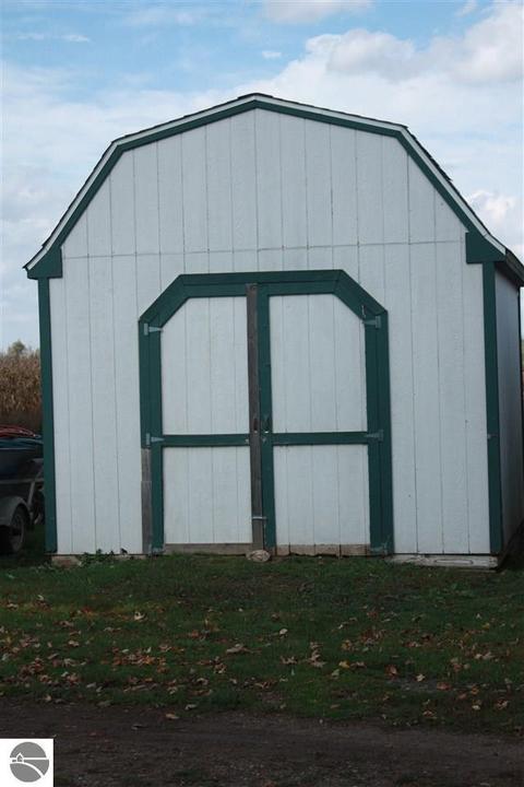 11385 E Walton Rd, Shepherd, MI 48883 photo 33