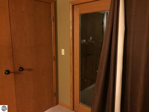 430 Maple, Ithaca, MI 48847 photo 21