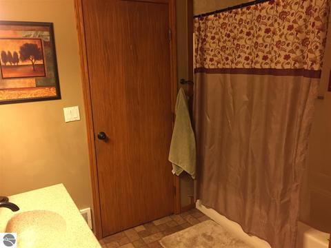 430 Maple, Ithaca, MI 48847 photo 27