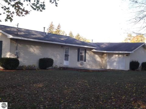 10795 Pine St, Sumner, MI 48889 photo 48