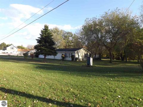 10795 Pine St, Sumner, MI 48889 photo 41