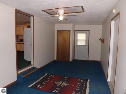 10795 Pine St, Sumner, MI 48889 photo 27