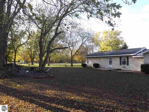 10795 Pine St, Sumner, MI 48889 photo 57