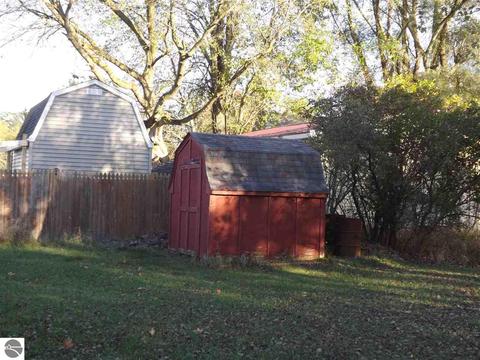 10795 Pine St, Sumner, MI 48889 photo 52