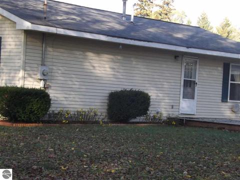 10795 Pine St, Sumner, MI 48889 photo 50