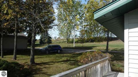 7038 E Kelenski Dr, Cedar, MI 49621 photo 11