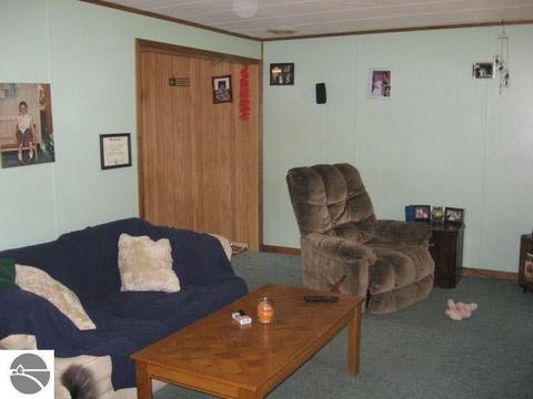 535 W Michigan Ave, Au Gres, MI 48703 photo 4