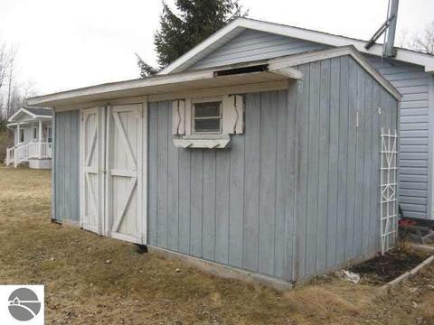 535 W Michigan Ave, Au Gres, MI 48703 photo 6