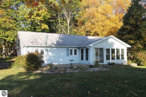 4159 E Shore Dr, Grawn, MI 49637 photo 1