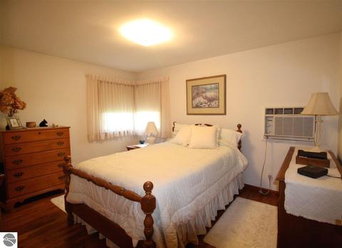 309 Golfside Dr, Alma, MI 48801 photo 11