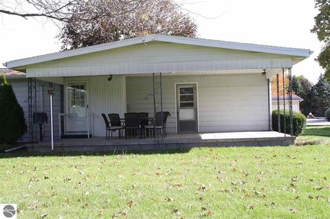 309 Golfside Dr, Alma, MI 48801 photo 21