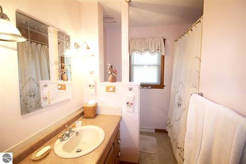 309 Golfside Dr, Alma, MI 48801 photo 13