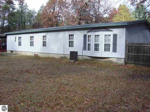 383 E 9 Mile Rd, Irons, MI 49644 photo 5